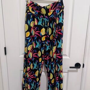 Tabitha Multicolor Leaf Print Pants